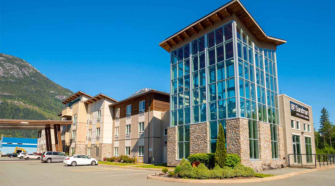 Exterior of the Sandman Hotel and Suites in Squamish