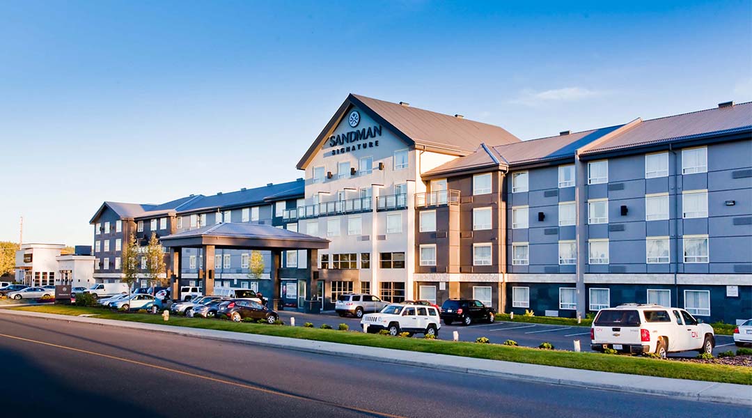 Exterior of the Sandman Signature hotel in Prince George 