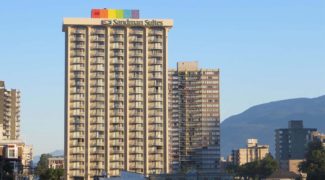 Exterior of the Sandman Suites Vancouver Davie