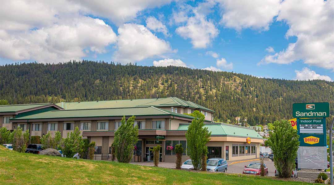Exterior of the Sandman Hotel and Suites Williams Lake