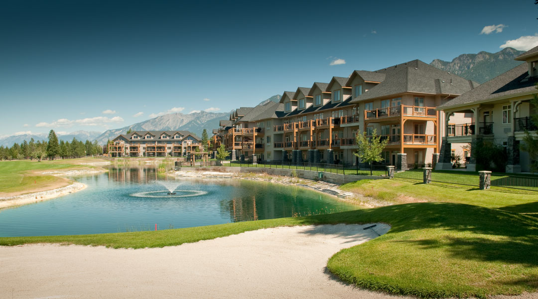 Golfing Course at Bighorn Meadows Resort