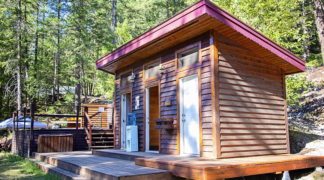 REO Rafting Resort, Boston Bar Boston Bar BC Ferries Vacations