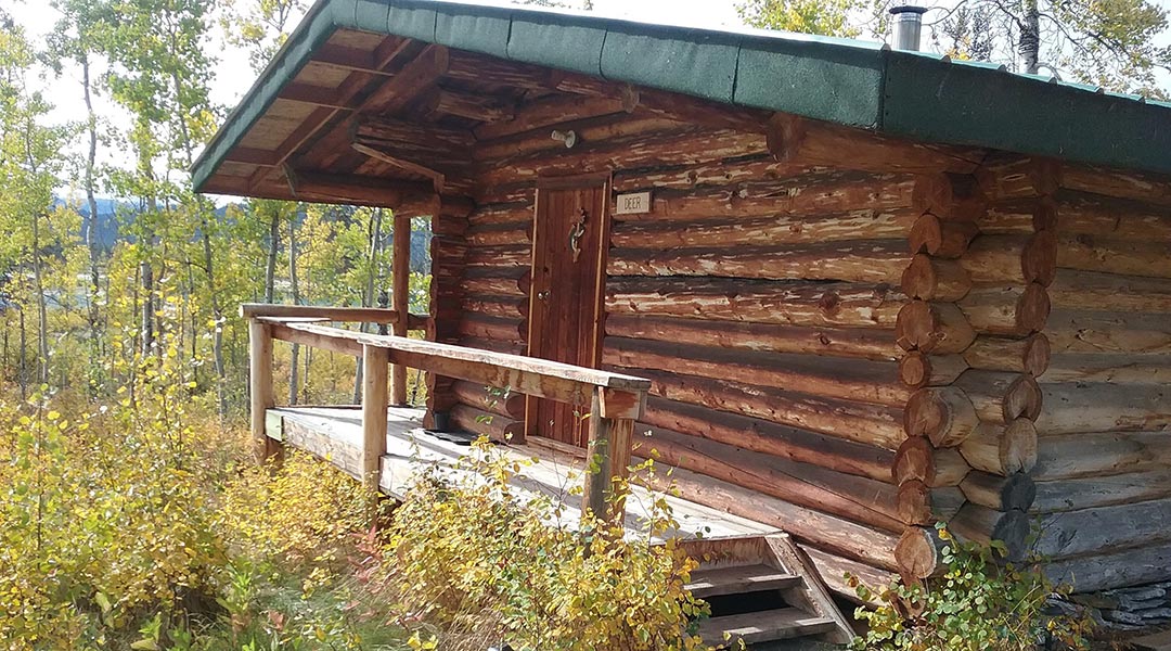 The exterior of the standard cabin at the Eagle Bear Lodge in Tatla Lake in the Cariboo Chilcotin Coast
