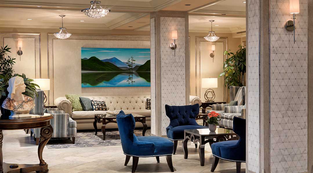The indoor lobby and seating area at the Chateau Victoria Hotel on Vancouver Island