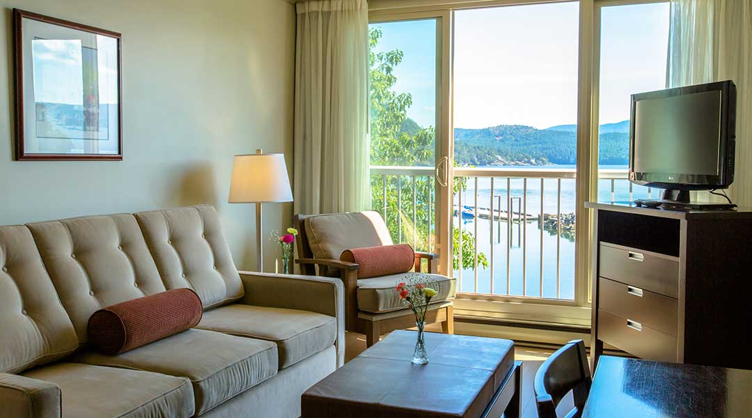 Oceanfront Suites at Cowichan Bay Cowichan Bay BC Ferries Vacations